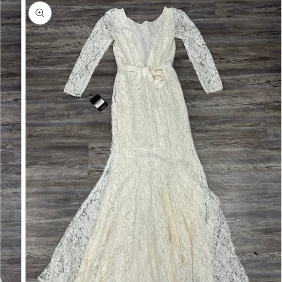 Reformation Hestia Dress - Picture 3 of 10